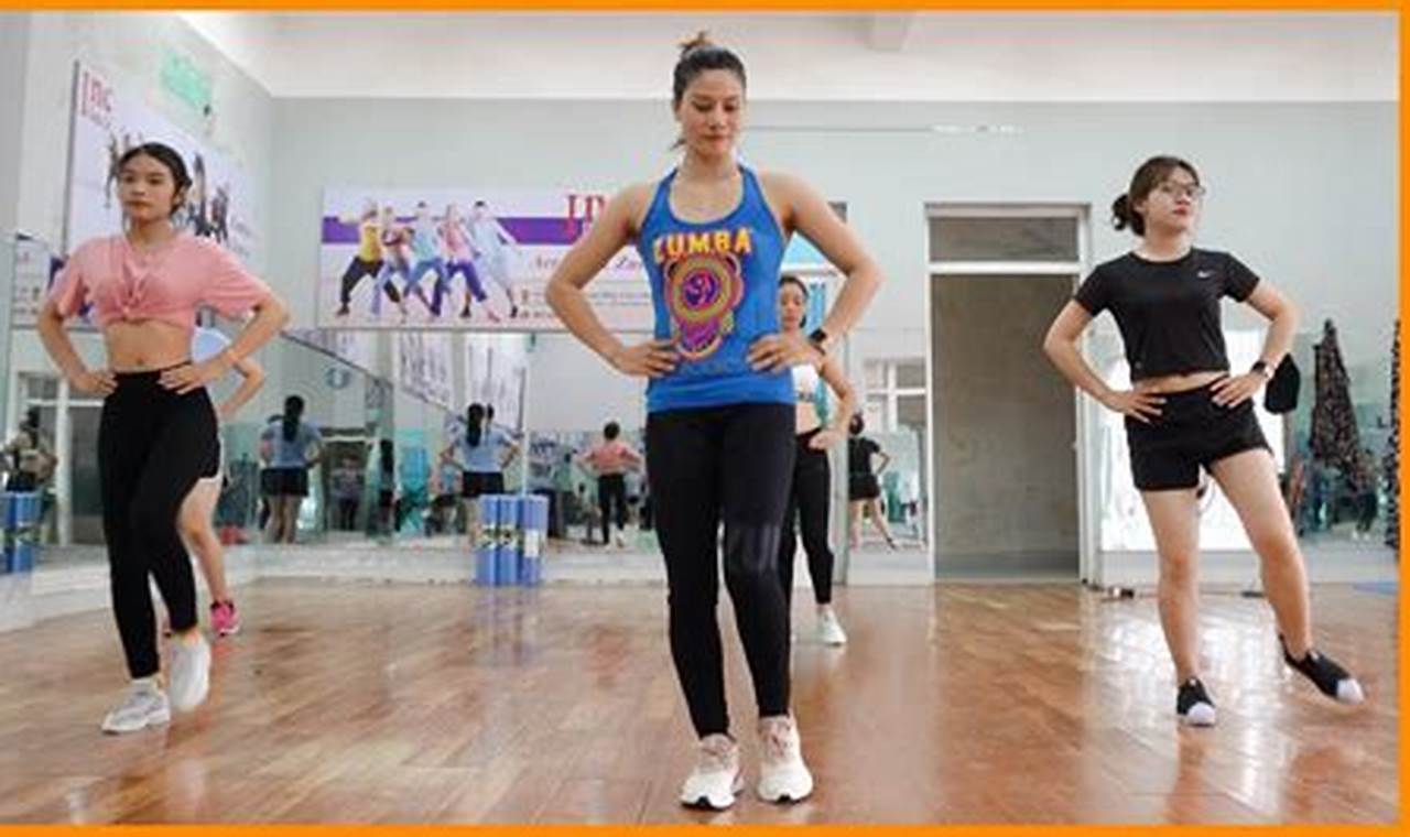 Easy Zumba Class Beginners: Dance Fitness Fun! The Ultimate Zumba Guide: Dance Your Way to a Healthier You Easy Zumba Class Beginners: Dance Fitness Fun! | The Ultimate Zumba Guide: Dance Your Way to a Healthier You